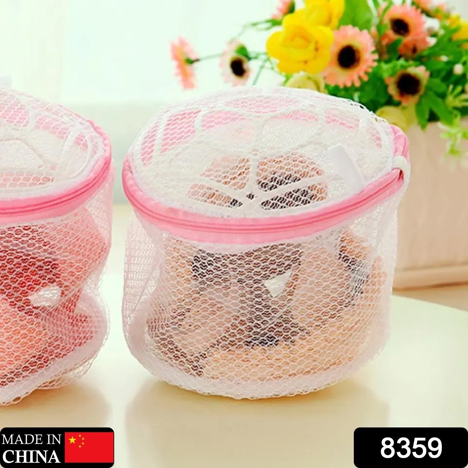 8359 Small Round cloth washing Laundray bag | washing net bag Pouch | Mesh Laundry Bag with rust free zipper for Washing, socks and underwear (1 Pc) 8359 Small Round cloth washing Laundray bag | washing net bag Pouch | Mesh Laundry Bag with rust free zipper for Washing, socks and underwear (1 Pc)